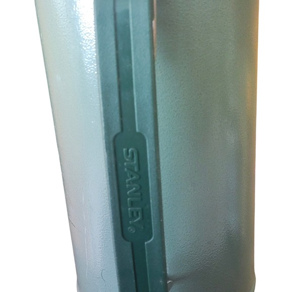 Stanley alpine green 2 quart thermos - Picture 4 of 6